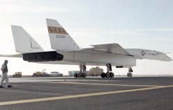 世界上最快的轟炸機(jī)，XB-70速度達(dá)3馬赫